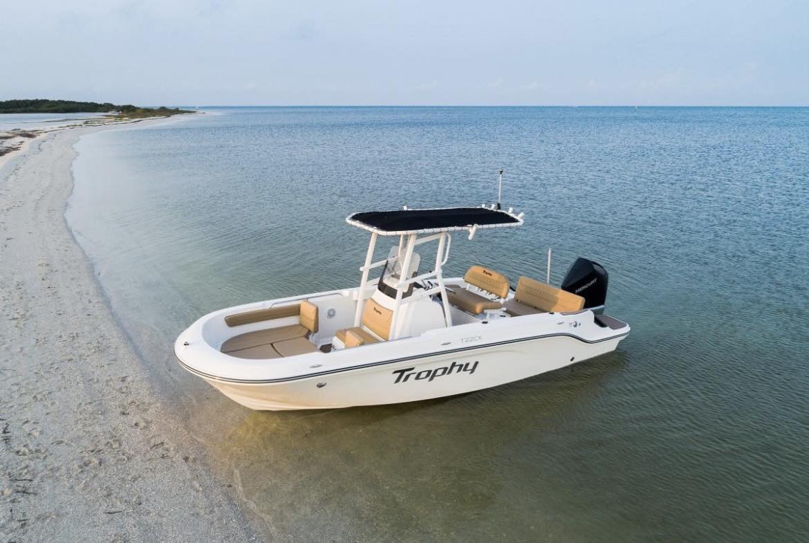 Captain’s Choice: Explore the Seas with Our Boat and Jet Ski Rentals